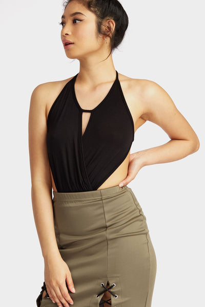 S17W-1400001896-BCK-6-cut-out-keyhole-halter-bodysuit-black-jl0743