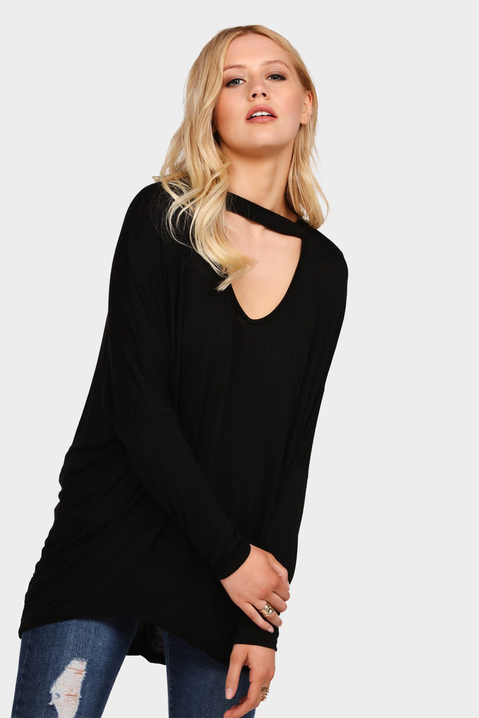 S17W-1000003925-BCK-OS-v-neck-top-with-choker-black-jl1716