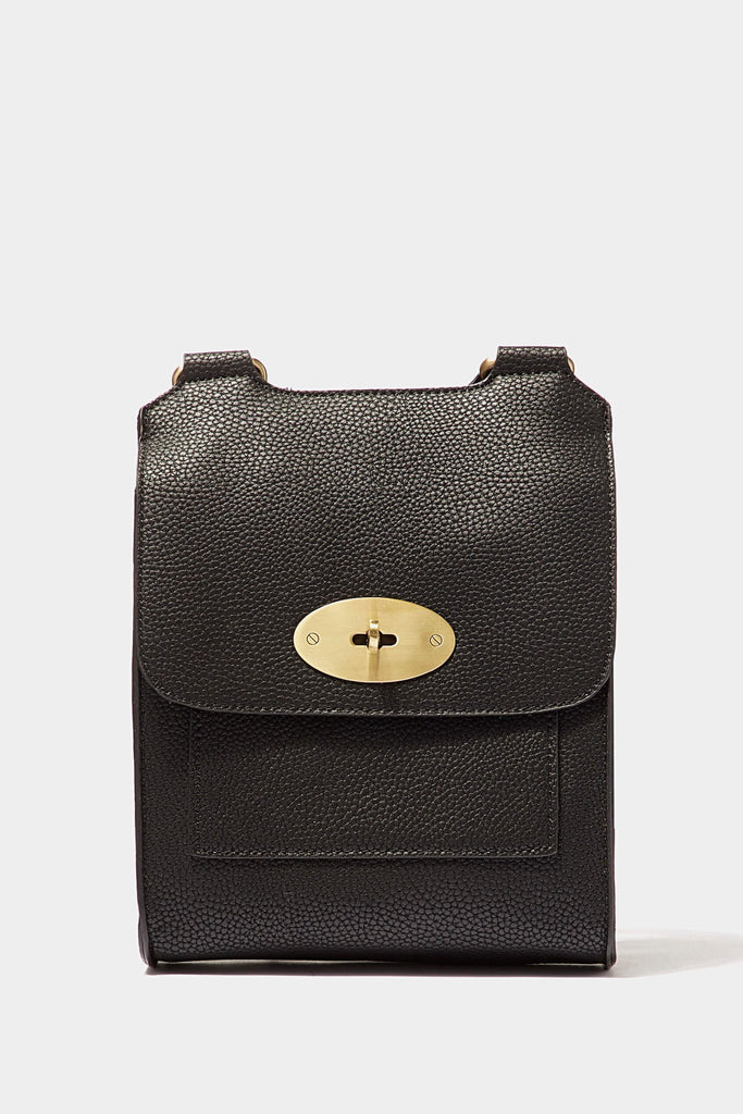 S17W-2200004168-BCK-OS-flap-one-shoulder-bag-black-jl1890